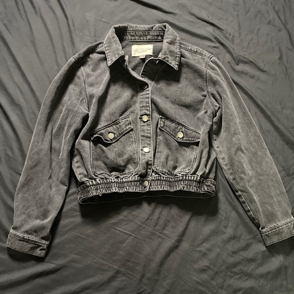 Ashley-Vintage Charm Cropped Grey Denim Jacket Elastic Adjustable Waist Size M
